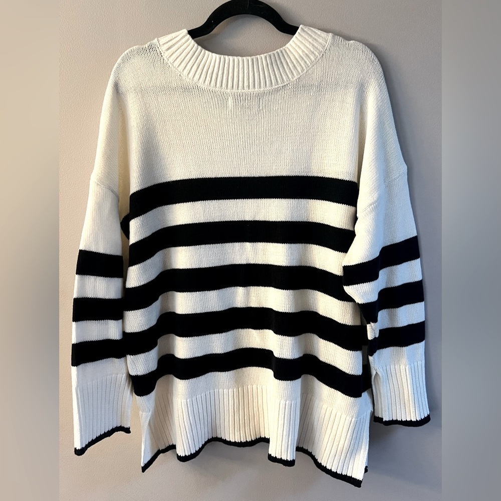 🆕 Sonoma Black and White Striped Women's Sweater in size 1X. - Picture 2 of 5